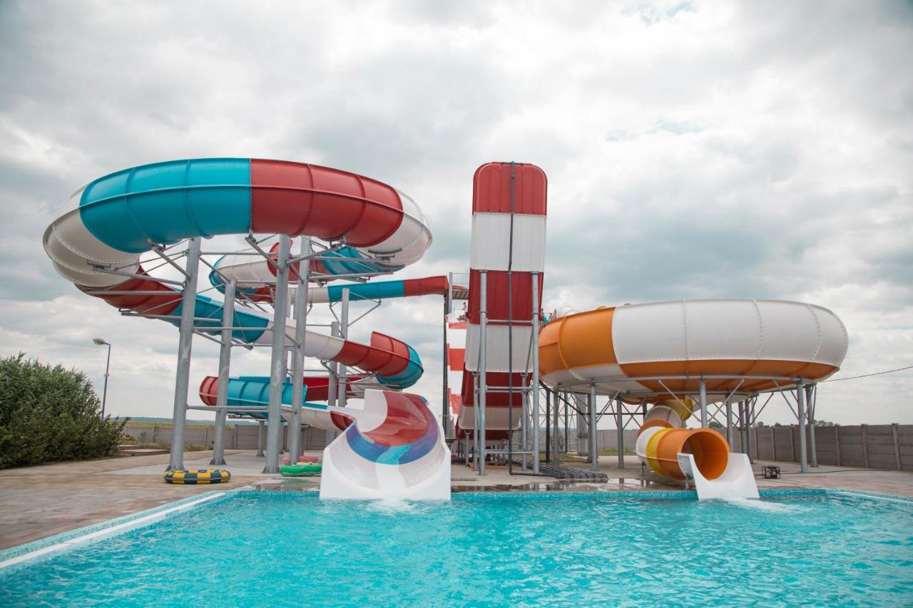 S Club Resort Hotel Aqua Park And Spa Belgrad Exterior foto