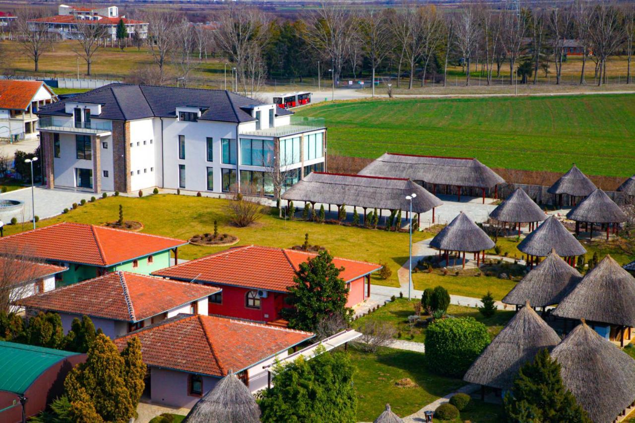 S Club Resort Hotel Aqua Park And Spa Belgrad Exterior foto